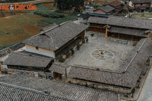 Làng văn hóa dân tộc Mông có gì khiến netizen đua nhau đòi đi?