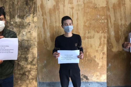 Ổ nhóm nghiện hút thức đêm trộm gà ở Tuyên Quang sa lưới