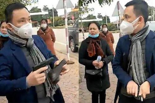 Mâu thuẫn lúc mua bán đất, người đàn ông mang súng ra thị uy