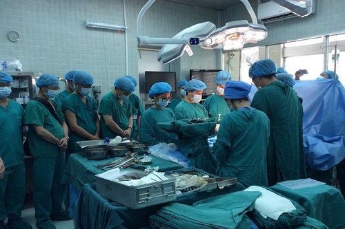 Nữ bác sĩ và ký ức đứng giữa nhà xác nghe báo tin mừng