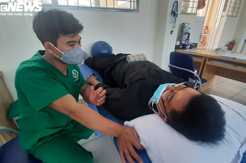 F0 đã âm tính nhưng tại sao triệu chứng vẫn kéo dài?