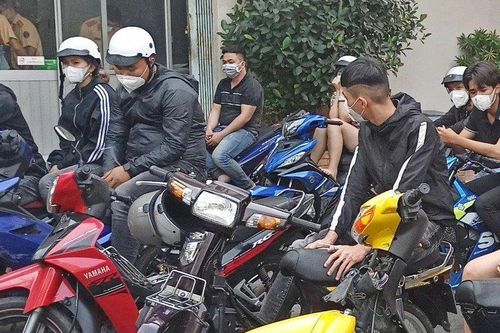 CSGT TP.HCM vây bắt 28 'quái xế' đua xe ở khu vực giáp ranh Đồng Nai