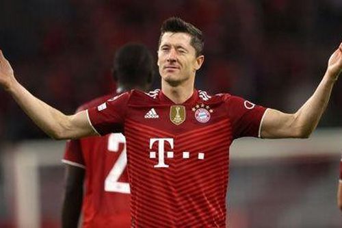 Hủy diệt Salzburg, Lewandowski ghi danh vào Champions League