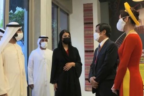 Thủ tướng UAE đến thăm Nhà triển lãm Việt Nam tại EXPO Dubai 2020