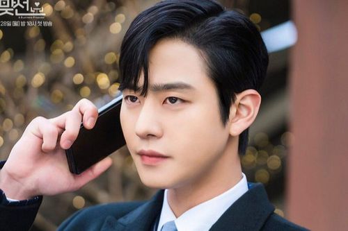 'Hẹn Hò Chốn Công Sở' của Ahn Hyo Seop rating tăng vọt, thống trị ngôi vương sau 2 tuần lên sóng
