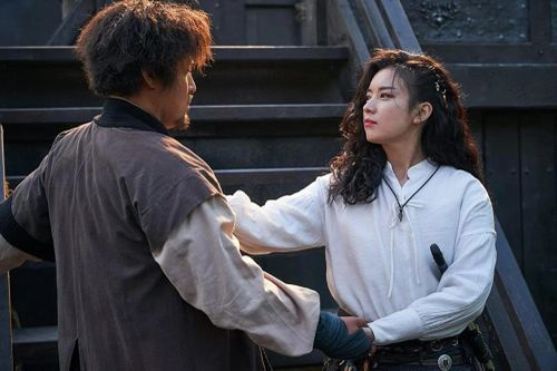 'Hải tặc 2' - phim phi lý và ngớ ngẩn