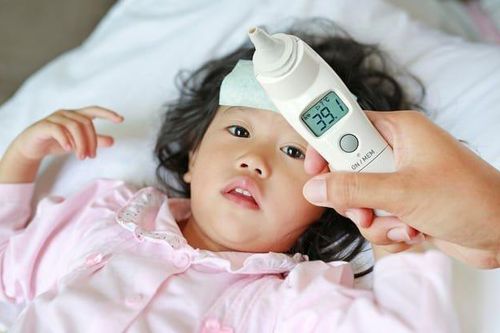 Điều quan trọng cần biết khi chăm sóc trẻ mắc Covid-19