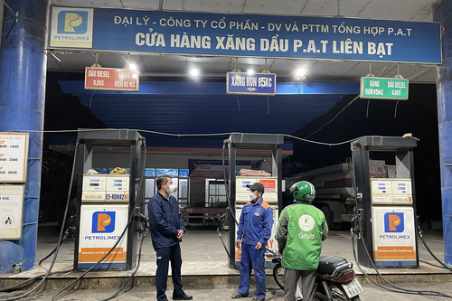Cục Quản lý thị trường tiếp nhận phản ánh về cửa hàng xăng dầu ngừng bán