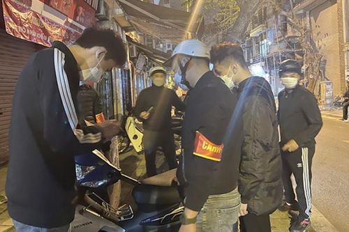 Đụng cảnh sát 141 hóa trang, các tổ lái 'không lối thoát'