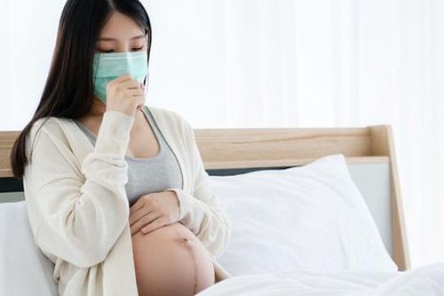 Phụ nữ mang thai chưa được tiêm phòng vaccine COVID-19 dễ gặp biến chứng nghiêm trọng hơn
