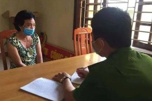Tạm giữ người phụ nữ dùng dao đâm chết chồng