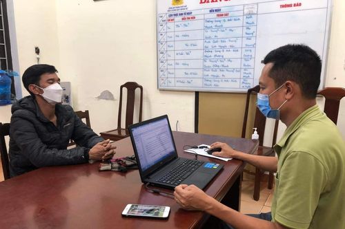 Huế: Bắt 'siêu trộm' chuyên leo trèo, đột nhập cửa hàng để trộm cắp tài sản