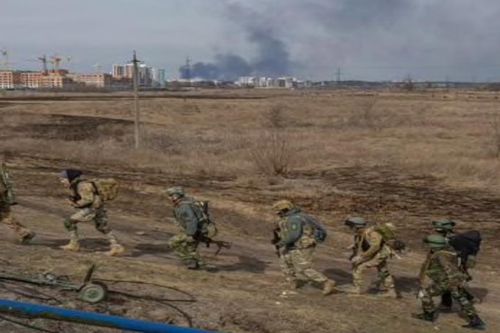 Ukraine tố Nga không kích căn cứ quân sự ngay gần Ba Lan