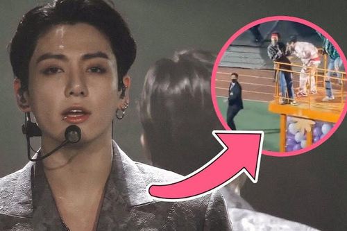 Clip: Khoảnh khắc vệ sĩ vội vàng đảm bảo sự an toàn cho Jungkook (BTS) tại concert gây sốt