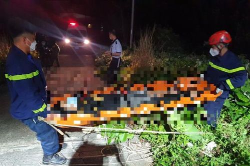 Đà Nẵng: Cứu nam thanh niên rơi dưới vực núi Sơn Trà