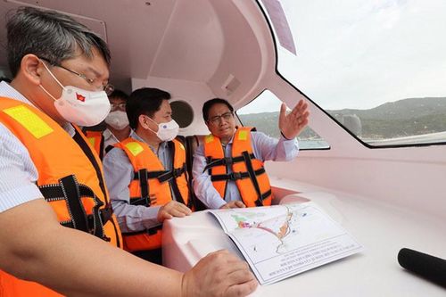 Thủ tướng: Thúc đẩy hợp tác công tư trong phát triển Khu kinh tế Vân Phong