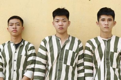 Hỗn chiến sau va quệt giao thông, 4 người nhập viện