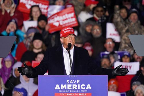 Ông Trump nói tính cách của ông giúp Mỹ tránh chiến tranh