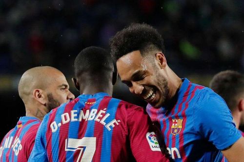 Barca thăng hoa ở La Liga