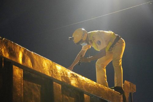 Tranh thủ chạy xe tải đi đổ dầu, tài xế ở TP.HCM bị phạt tiền triệu