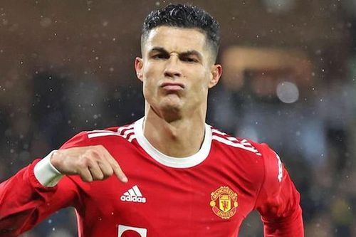 Ronaldo phải cho thấy mình là cầu thủ vĩ đại nhất mọi thời