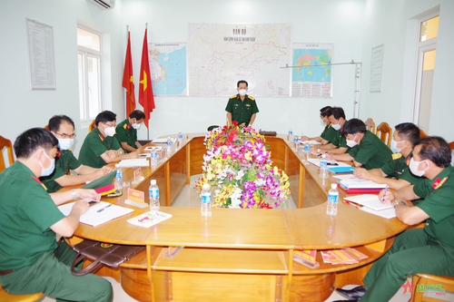 Bình Thuận: Kiểm tra huấn luyện chiến sĩ mới