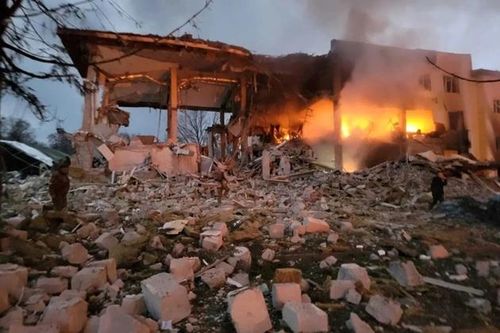 Ukraine đặt mục tiêu đạt được nhất trí cuộc gặp Zelensky-Putin bất chấp chiến sự vẫn ác liệt