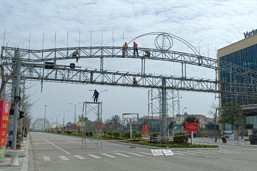 Phố biển xứ Nghệ tân trang đón khách sau đại dịch COVID-19