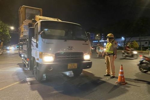 Mạnh tay với xe quá khổ, quá tải, xe đi vào khu vực cấm