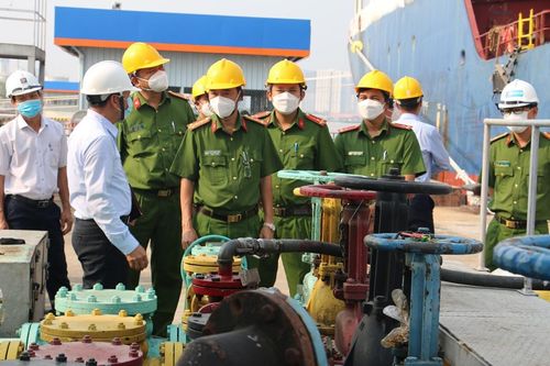 TP Hồ Chí Minh: Cao điểm mùa khô, 'bà hỏa' rình rập