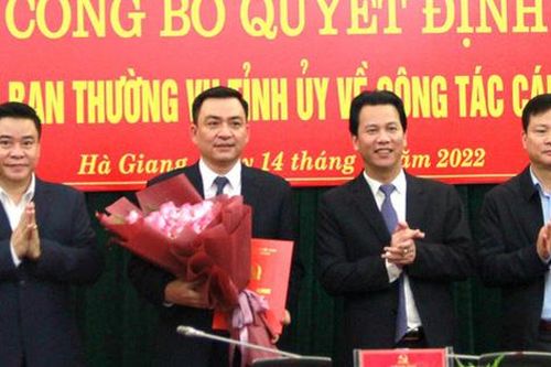 Điều động, bổ nhiệm nhân sự 6 tỉnh thành
