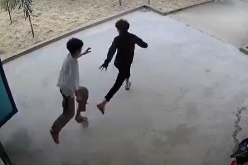 Đi đòi tiền giúp bạn, nam thanh niên bị 'con nợ' đâm tử vong