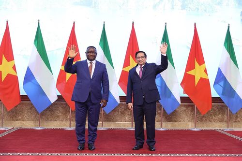 Thủ tướng Phạm Minh Chính hội kiến Tổng thống Cộng hòa Sierra Leone