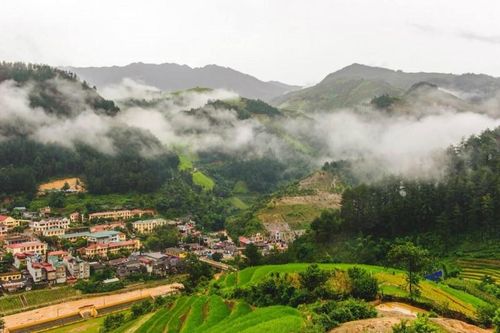 Xã Sà Dề Phìn, huyện Sìn Hồ phát triển du lịch cộng đồng để thoát nghèo