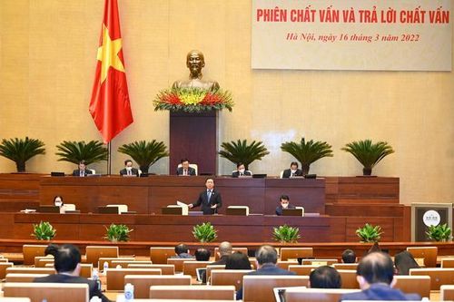 Doanh nghiệp găm đất, để chờ giá lên thì phải dùng công cụ về thuế
