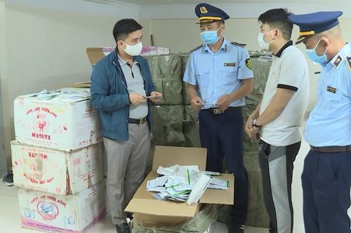 Quảng Ninh: Bắt giữ số lượng lớn kit test Covid-19 nghi nhập lậu