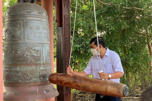 Cựu binh Mỹ gửi 504 bông hồng tưởng niệm thường dân vụ thảm sát ở Sơn Mỹ