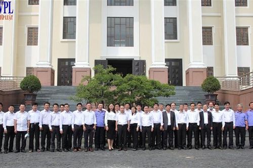 Rút kinh nghiệm công tác xét xử phúc thẩm, giám đốc thẩm, tái thẩm của TAND 12 tỉnh miền Trung và Tây Nguyên