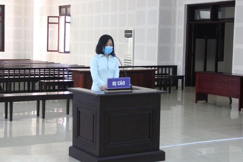 Sử dụng tài khoản ngân hàng của người khác chiếm đoạt tiền tỷ