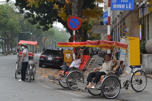 Mở cửa du lịch, xích lô phố cổ Hà Nội chưa thoát cảnh ế ẩm