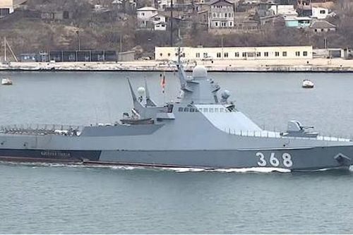 Ukraine tuyên bố bắn cháy tàu chiến Hải quân Nga, lửa bốc lên ngùn ngụt: Đâu là sự thật?