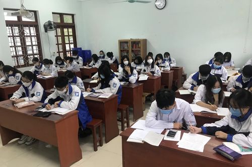Học sinh phổ thông, sinh viên Hà Giang trở lại trường học trực tiếp từ ngày 21/3