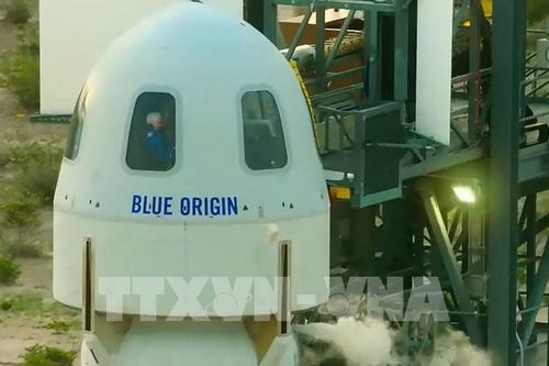 Blue Origin hoãn kế hoạch phóng tàu du lịch vũ trụ