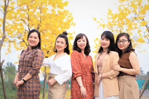 Con đường 'vàng' bỗng nhiên trở thành điểm check-in 'hot' ở Thủ đô