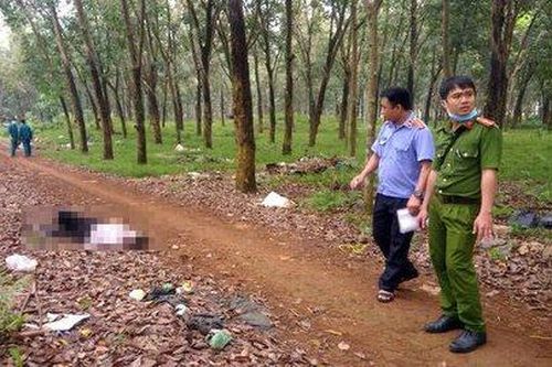Thi thể người phụ nữ bị trùm đầu trong rừng cao su ở Đồng Nai