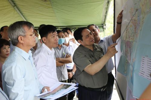 Bình Phước cần tháo gỡ nút thắt về hạ tầng để phát triển nhanh và bền vững
