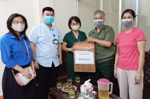 Hà Nội sẽ chi gần 100 tỷ đồng tặng quà người có công trong dịp 27-7 tới