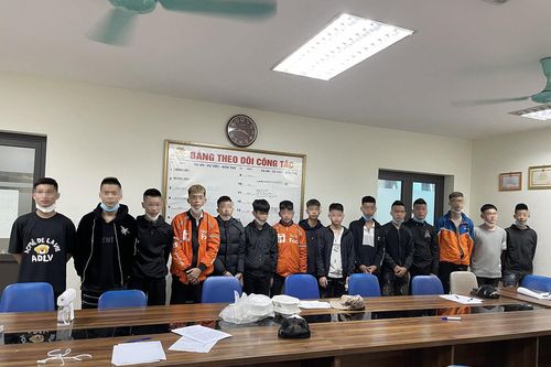Triệu tập 18 thanh thiến niên liên quan vụ hỗn chiến tại quận Hà Đông