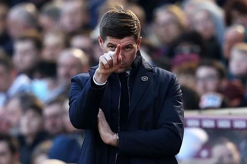 Thua Arsenal, Gerrard trút giận lên phóng viên: 'Không có câu nào hay hơn để hỏi à?'