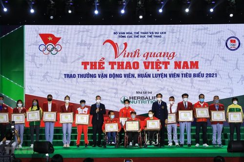 Tuyên dương vận động viên, huấn luyện viên tiêu biểu năm 2021